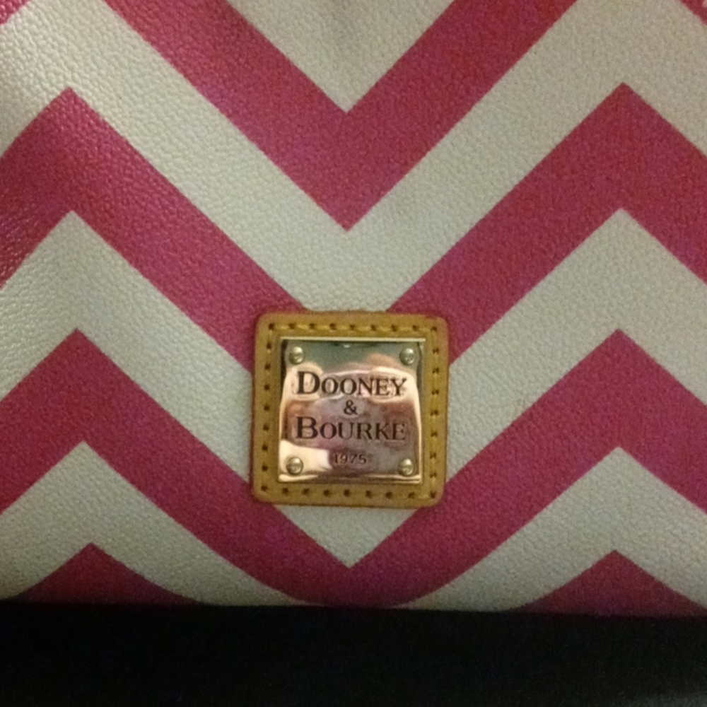 Dooney & Bourke - Picture 2 of 3